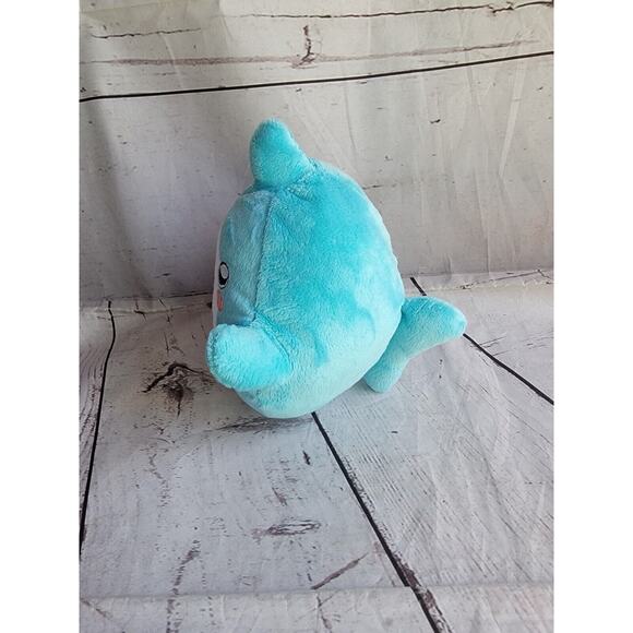 LankyBox 7 Inch Plush Thicc SHARK Stuffed Animal Toy - Picture 4 of 7